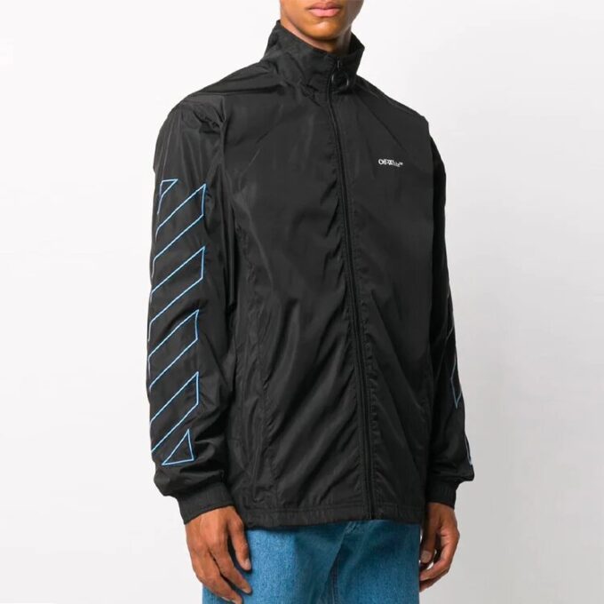 Chaqueta de hombre con cremallera y rayas diagonales
