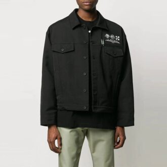 Chaqueta de manga larga con estampado de logotipo, corte holgado, color negro, colección primavera-verano 2021 Chaqueta de manga larga con estampado de logotipo, corte holgado, color negro, colección primavera-verano 2021