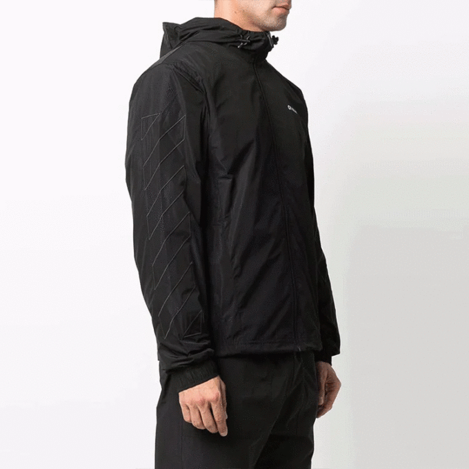 Chaqueta deportiva con capucha y cremallera, corte holgado, color negro