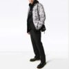 Chaqueta deportiva con estampado y cremallera, corte holgado, gris y blanco