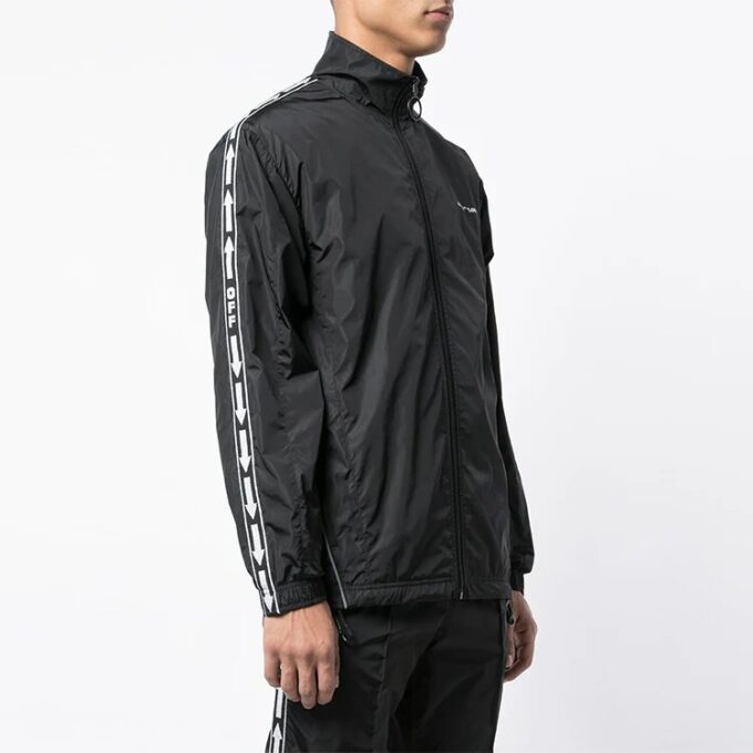 Chaqueta deportiva «Negra»