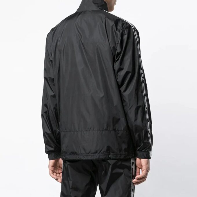 Chaqueta deportiva «Negra»