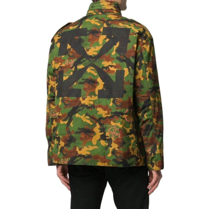 Chaqueta Off-White para hombre, colección Otoño-Invierno 2022, con estampado militar clásico de camuflaje, color verde