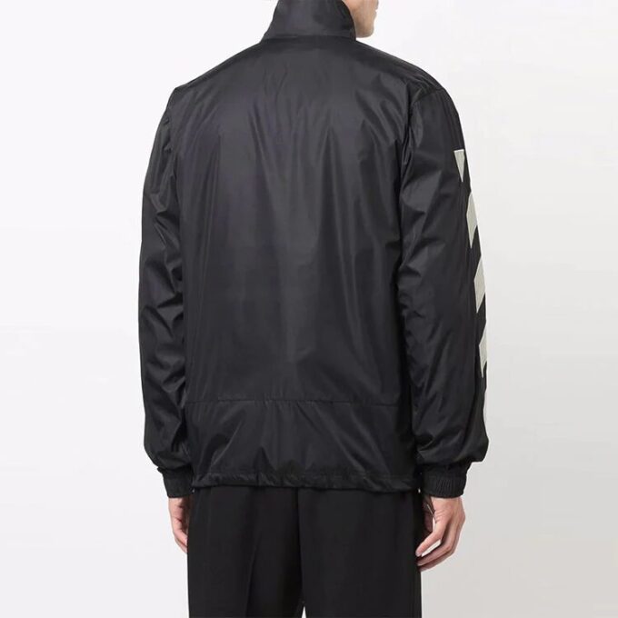 Chaqueta Off-White para hombre con rayas diagonales, corte holgado, color negro