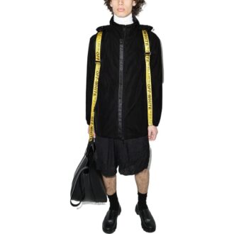 Chaqueta Off-White para hombre FW22 de color liso con logo, cremallera y cuello alto, color negro Chaqueta Off-White para hombre FW22 de color liso con logo, cremallera y cuello alto, color negro