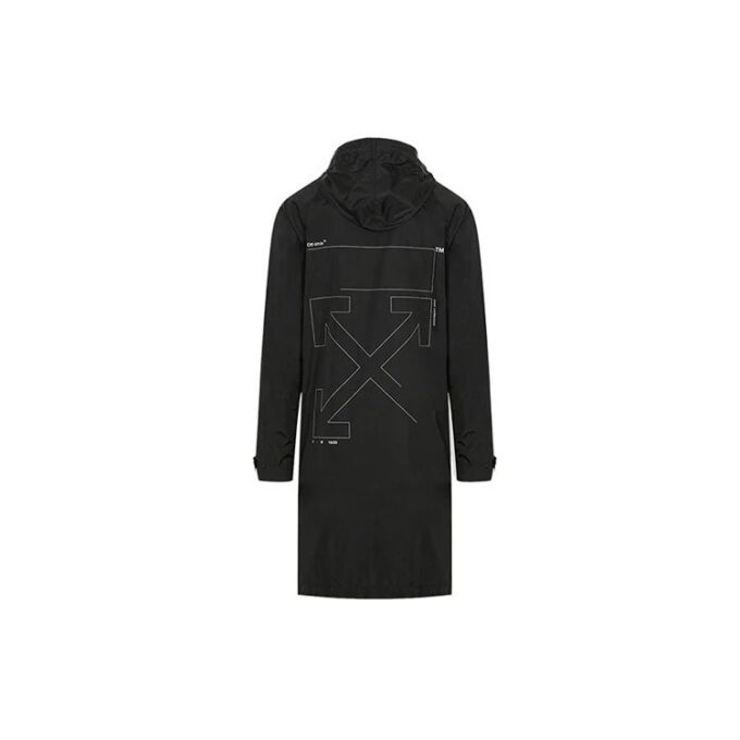 Cortavientos con capucha y estampado de flechas, negro