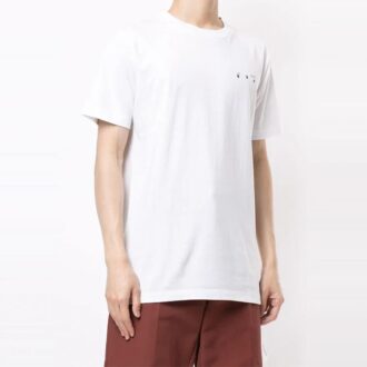 Cuello redondo, pantalones cortos, blanco