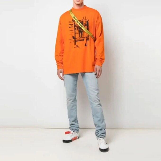 Estampado con logotipo de Arrows, manga larga, naranja