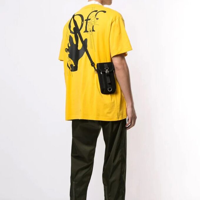Estampado del logotipo en amarillo