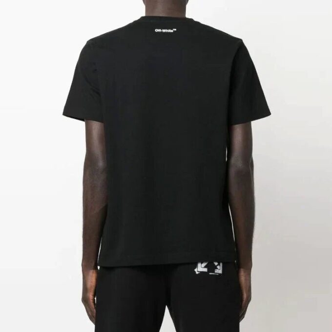 Estampado en el pecho, manga corta, negro