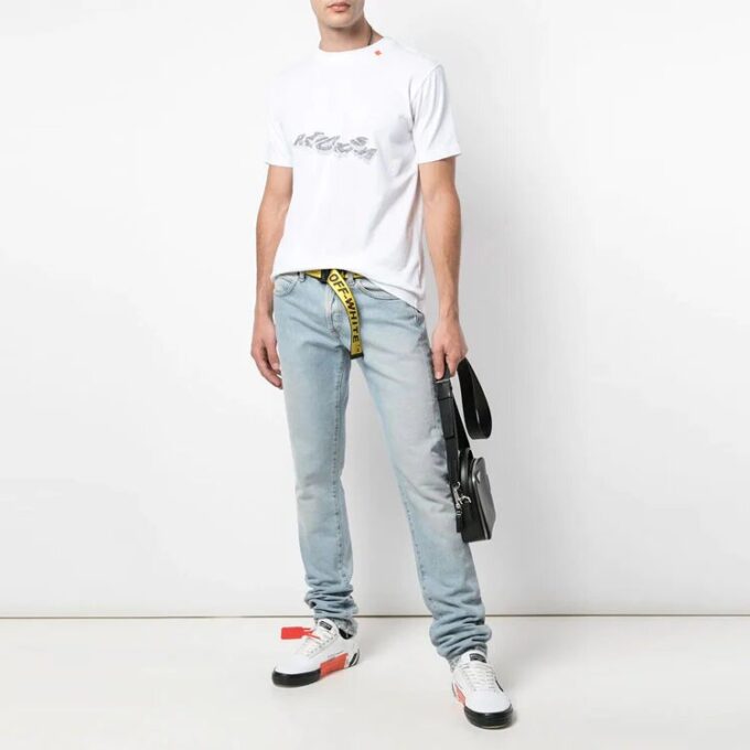 Estampado en el pecho, manga corta, versión estándar, blanco