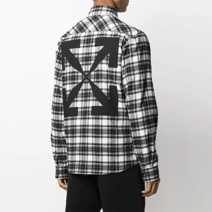 FW21 Camisa de manga larga con estampado de cuadros y flechas grandes, versión negra