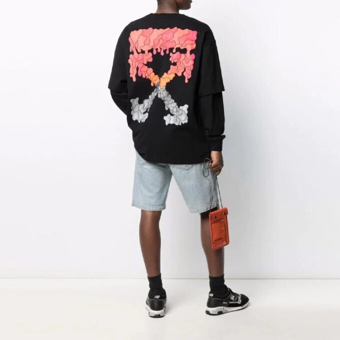 FW21 Estampado de letras, cuello redondo, manga larga, negro