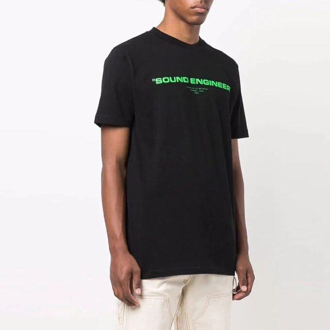 FW21 Estampado de letras, pantalones cortos, versión estándar, negro
