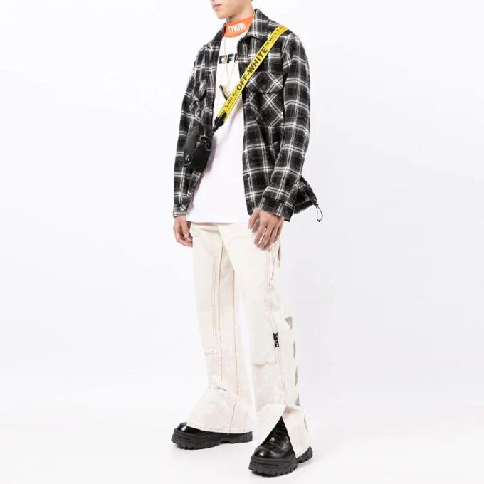 FW21 Logotipo en el pecho, pantalones cortos, corte holgado, blanco