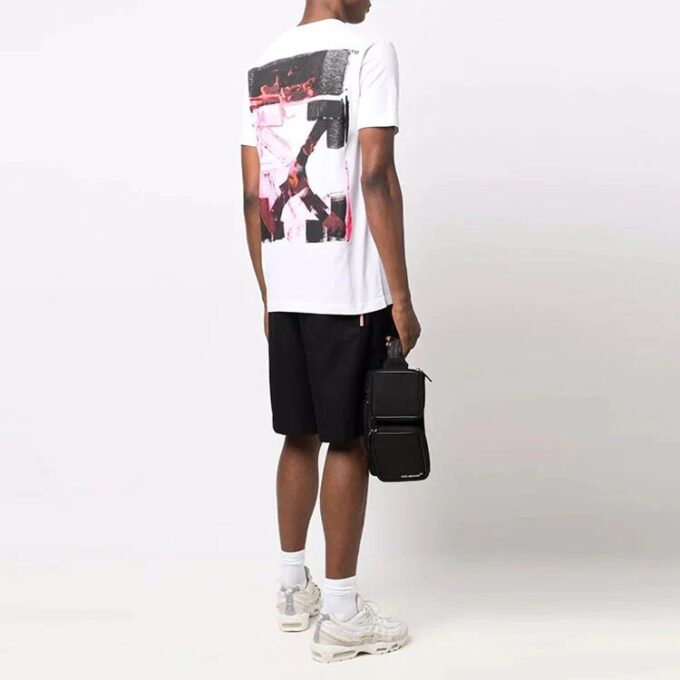 FW21 Versión de pantalones cortos con estampado de flechas, color blanco