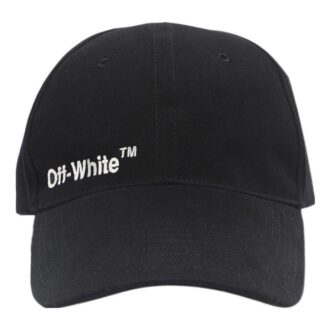 Gorra negra con logotipo impreso en el lateral
