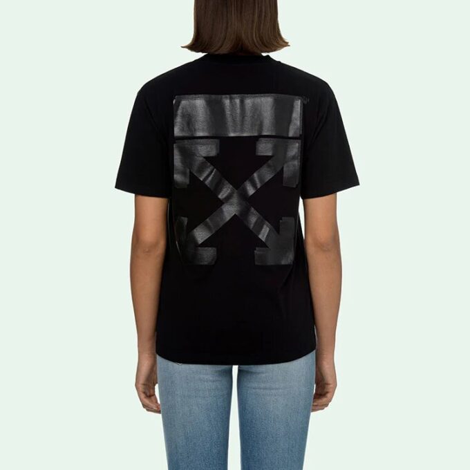 Jersey de cuello redondo con estampado de flechas Off-White, pantalones cortos y corte ajustado, color negro