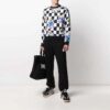 Jersey de cuello redondo con estampado de flores y cuadros FW21, versión negra