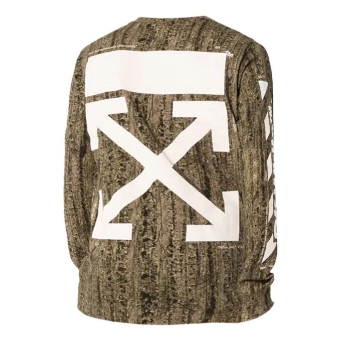 Manga larga con estampado de rayas y camuflaje