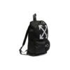 Mochila Airport Tape negra de la colección SS20 Mochila con estampado de flechas negra