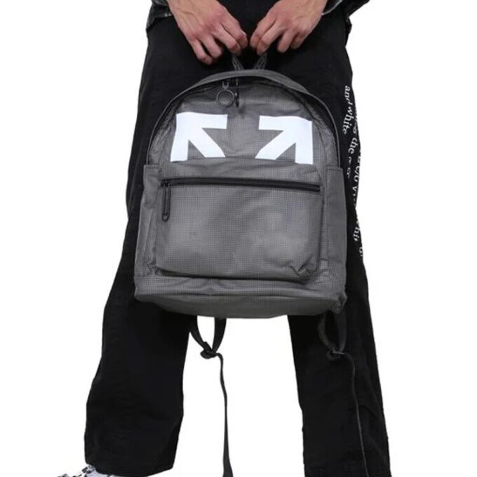 Mochila con logotipo estampado, gris