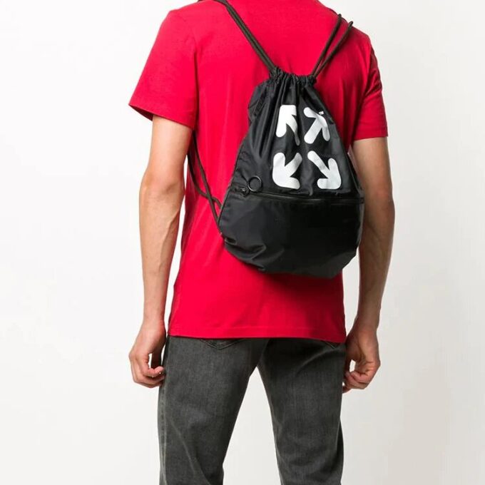 Mochila escolar con cordones Arrows, negra