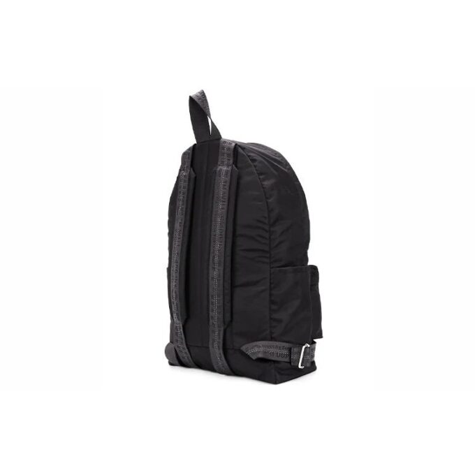 Mochila escolar con logo estampado, cremallera y múltiples bolsillos, negra