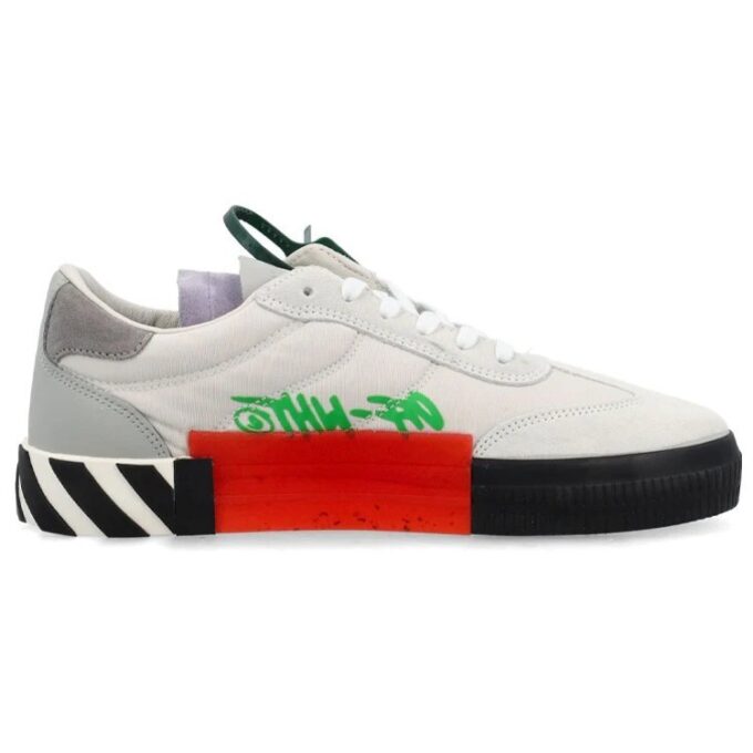 Nuevas zapatillas bajas Vulcanized «Blanco Negro»