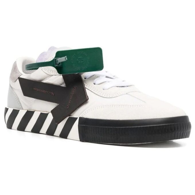Nuevas zapatillas bajas Vulcanized «Blanco Negro»