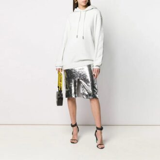 Off-White con inserciones a rayas en blanco roto