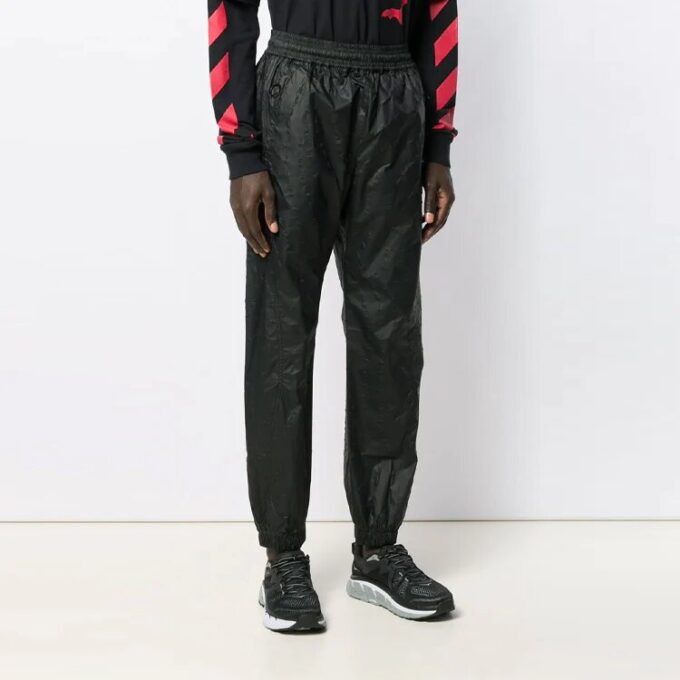 Off-White Hombre SS21 Pantalones deportivos de corte holgado con cintura elástica, color liso, negros