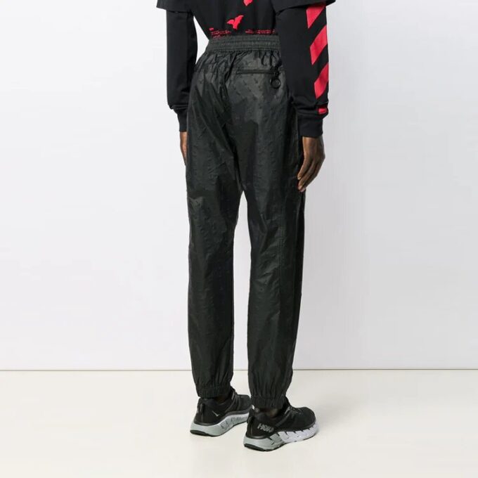 Off-White Hombre SS21 Pantalones deportivos de corte holgado con cintura elástica, color liso, negros