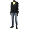 Off-White Hombre SS22 Chaqueta con cremallera y estampado de rayas diagonales, versión negra