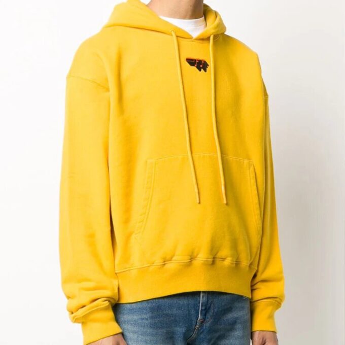 Off-White para hombre con estampado del logotipo en amarillo