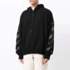 Off-White para hombre, punto de tejido liso con estampado de Arrows, negro