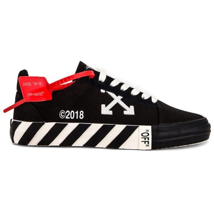 Off-White Vulc Low Top «Negro»