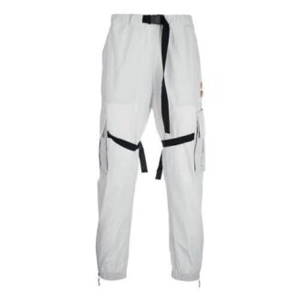Pantalones cargo con estampado de logotipo. Pantalones casuales funcionales. Gris claro