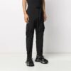 Pantalones cargo con estampado de logotipo. Pantalones casuales funcionales. Negro