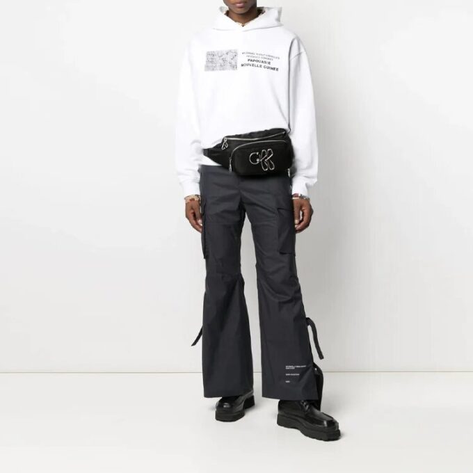Pantalones cargo informales con estampado SS21, versión negra