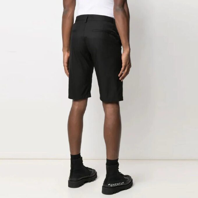 Pantalones Cortos hasta la rodilla con cinturón Industrial Belt, versión en negro