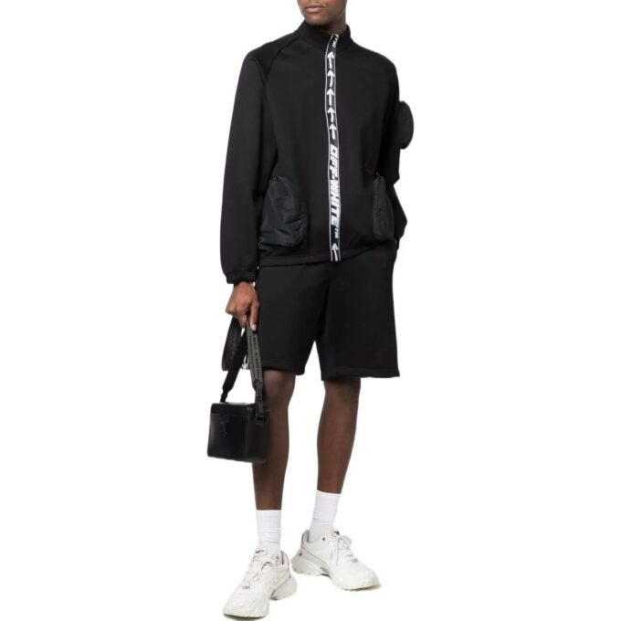 Pantalones Cortos Off-White para hombre FW22 con logo lateral y cintura elástica, versión deportiva, color negro