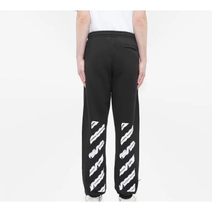 Pantalones de chándal ajustados con estampado Airport Tape de la colección SS20