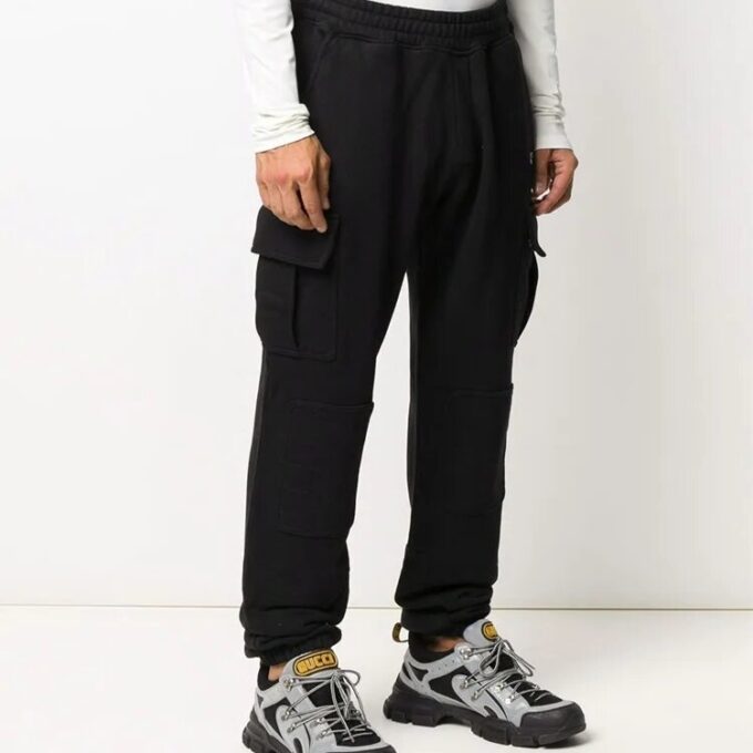 Pantalones de chándal estilo cargo con nuevo logotipo