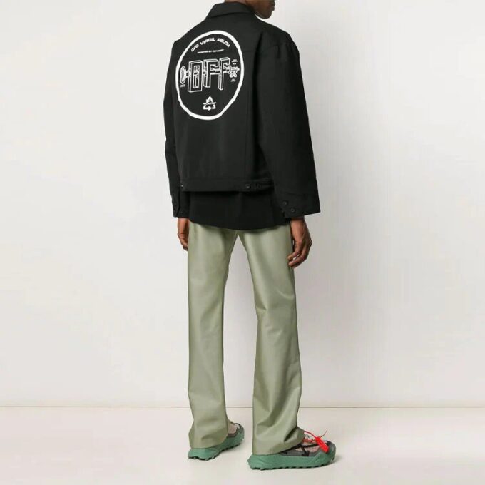 Pantalones de diseño liso, versión de corte ajustado