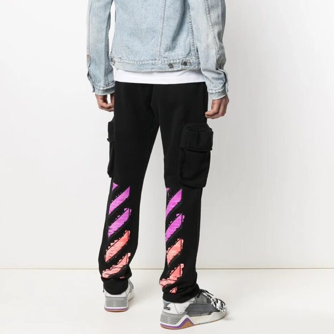 Pantalones deportivos casuales con bolsillo con logotipo SS21, negros