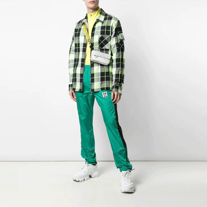 Pantalones deportivos casuales Off-White para hombre de la colección SS21 con raya lateral, corte ajustado, color verde