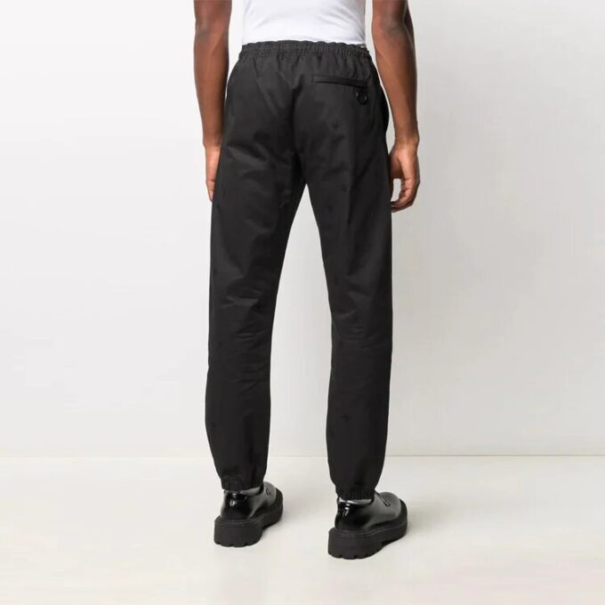 Pantalones deportivos con logo grande de la colección primavera-verano 2021, negros