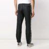 Pantalones deportivos informales negros