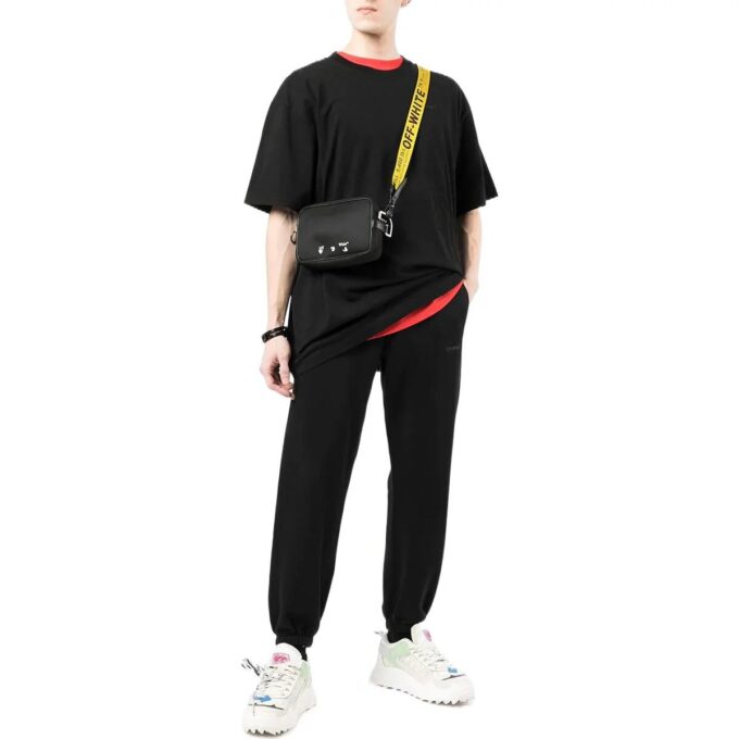 Pantalones deportivos Off-White para hombre de la colección primavera-verano 2022 con estampado del logotipo en la espalda, negros